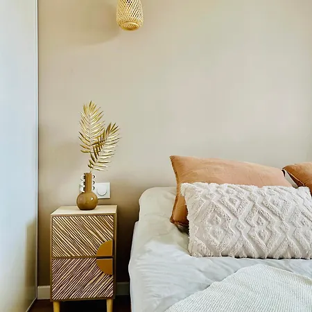 Apartmán Easy Check-in 8 Mins Disneyland 35 Mins Paris Free Starbucks Coffee Parking Wifi *